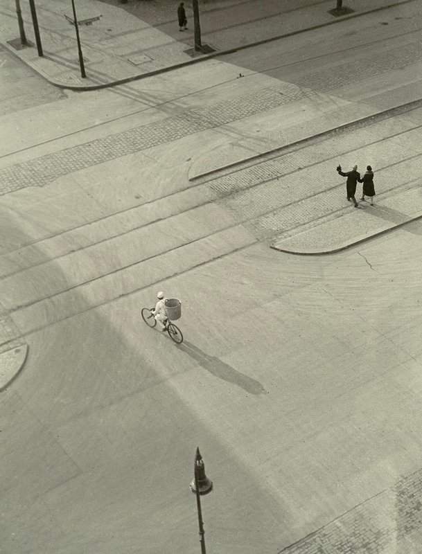 Laszlo Moholy-nagy 7 A.m. New Year S Morning Berlin Germany